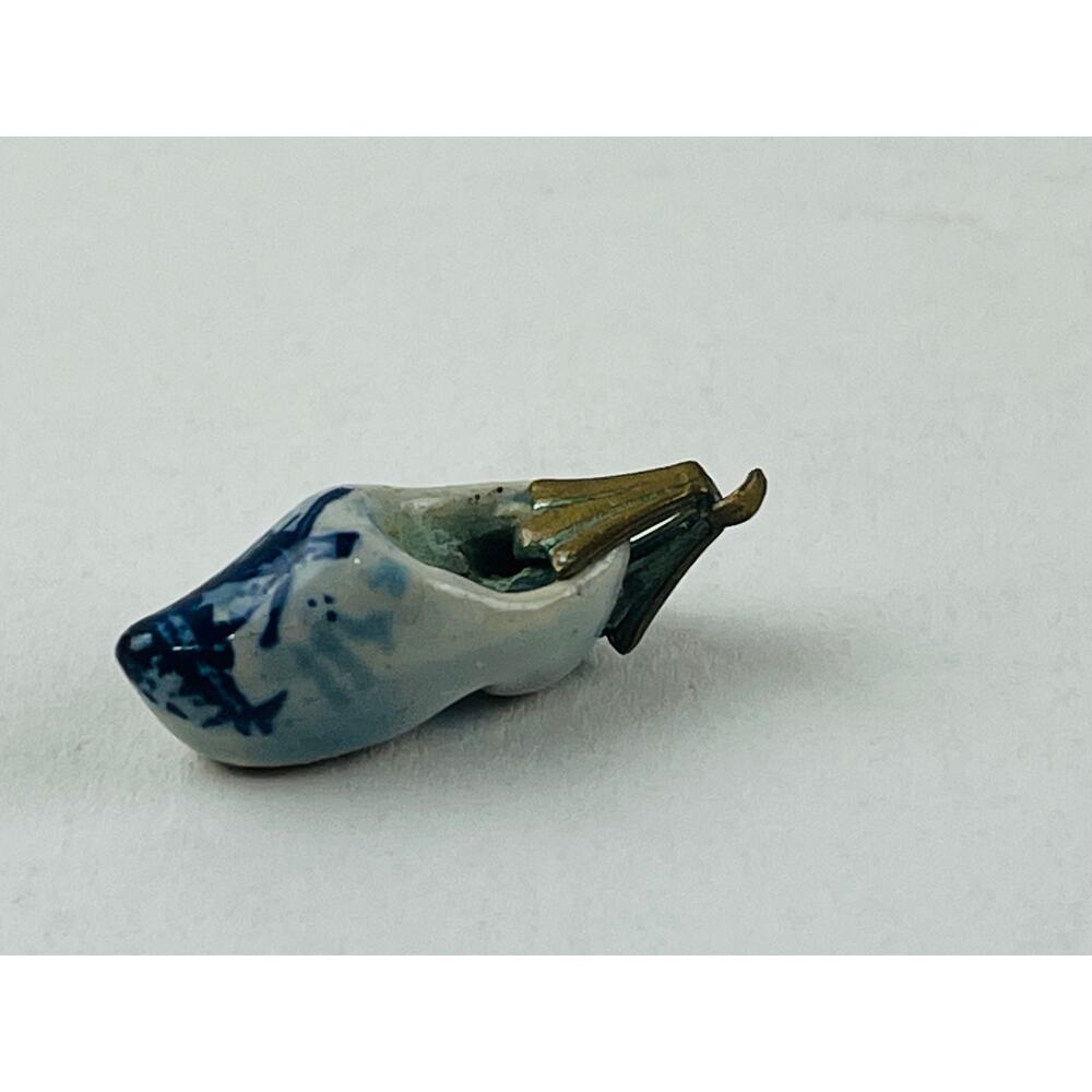 VTG Blue Dutch Shoe Clog Holland Amsterdam Charm Pendant Tiny Porcelain ? White - Picture 5 of 14